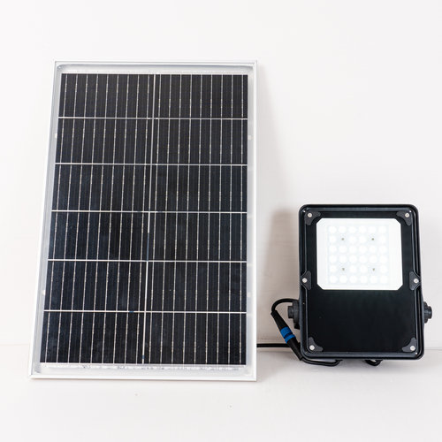Reflektor solarny o mocy 40 W