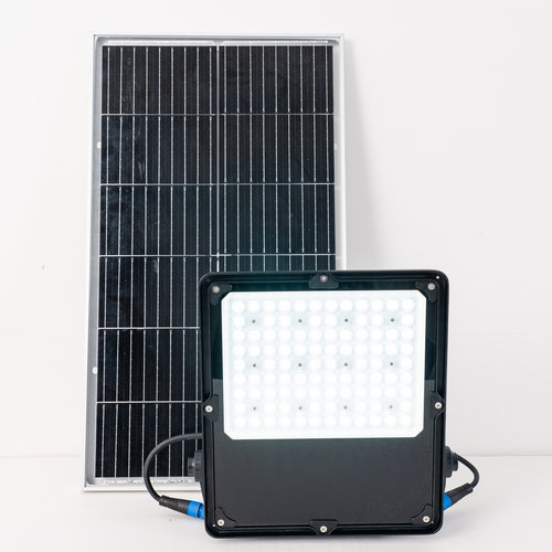 Reflektor solarny o mocy 50 W